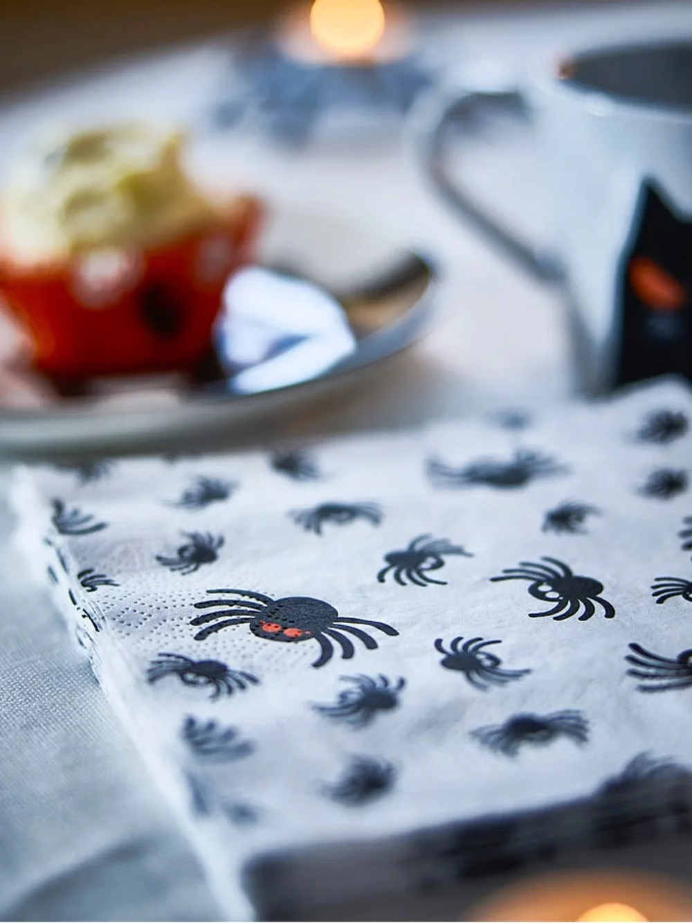 Spider Pattern Paper Napkins - White & Black